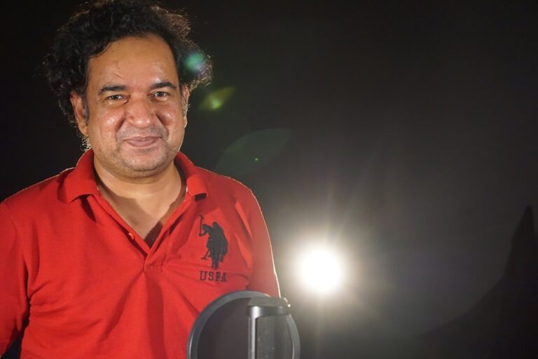 सीने में जलन इस कदर , और दिल में दर्द था ,             अब खुदा ही जाने   ,  मोहब्बत थी या मर्ज था…….